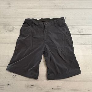 The North Face boys shorts‎ 10/12